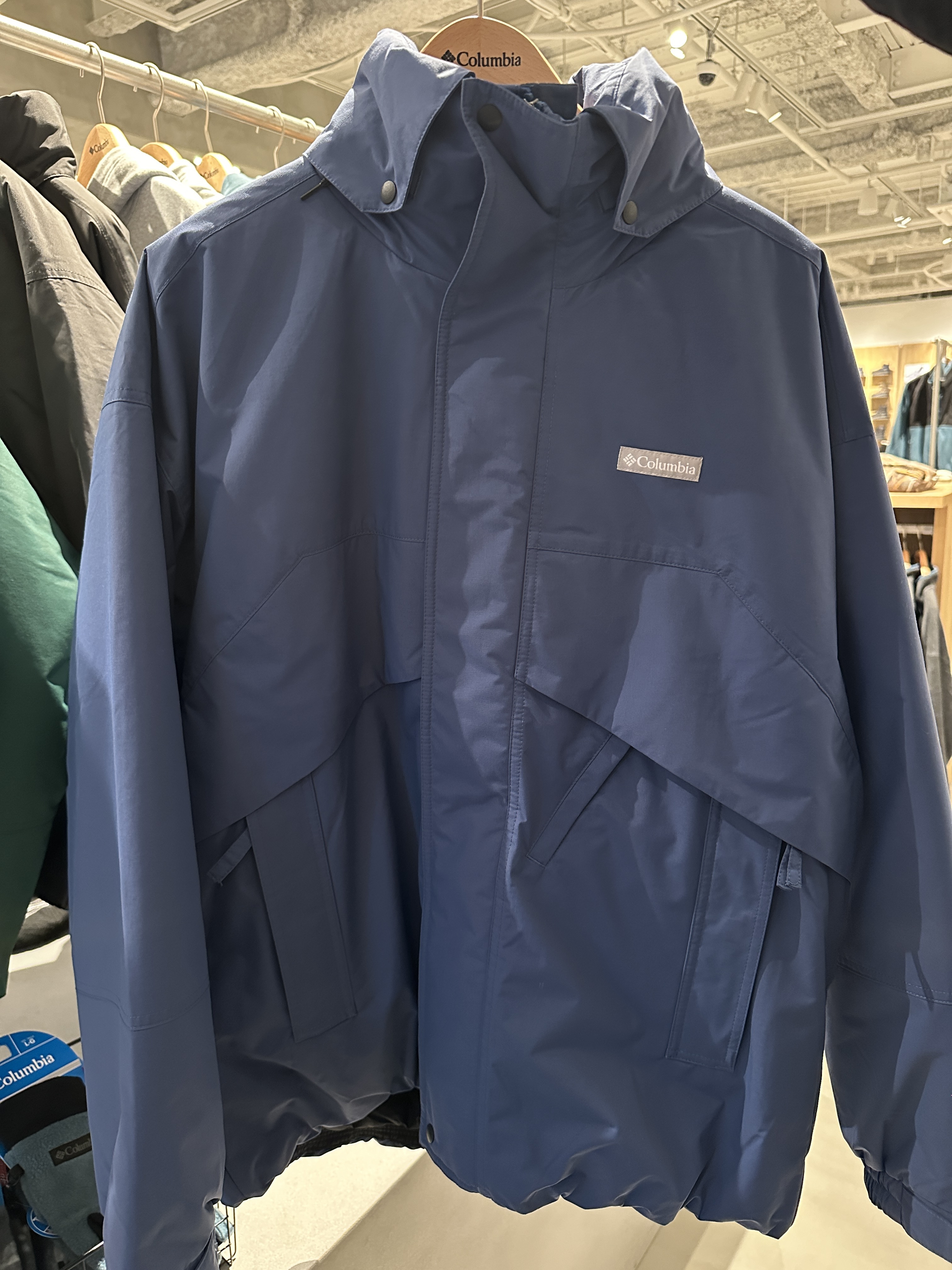 【日本限時連線🇯🇵  1/20中午12:00 準時收單 ✈️ 】Columbia Bowl to Dome Jacket 哥倫比亞 Bowl to Dome 填充物 保暖防水外套 帽子可藏 PM0557