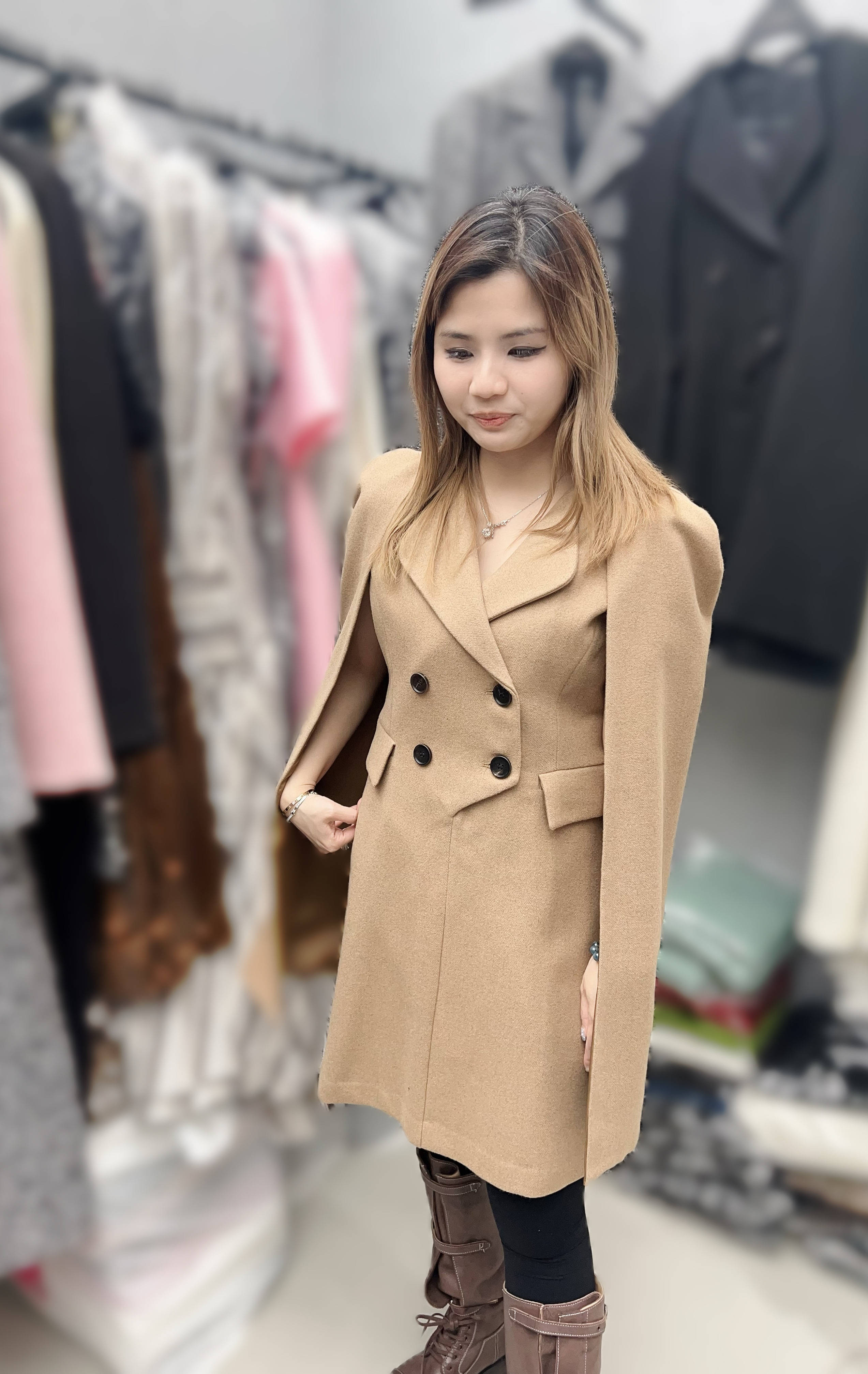 TA07  胸39  腰31  HIP 42   長33   $899 (一口價)