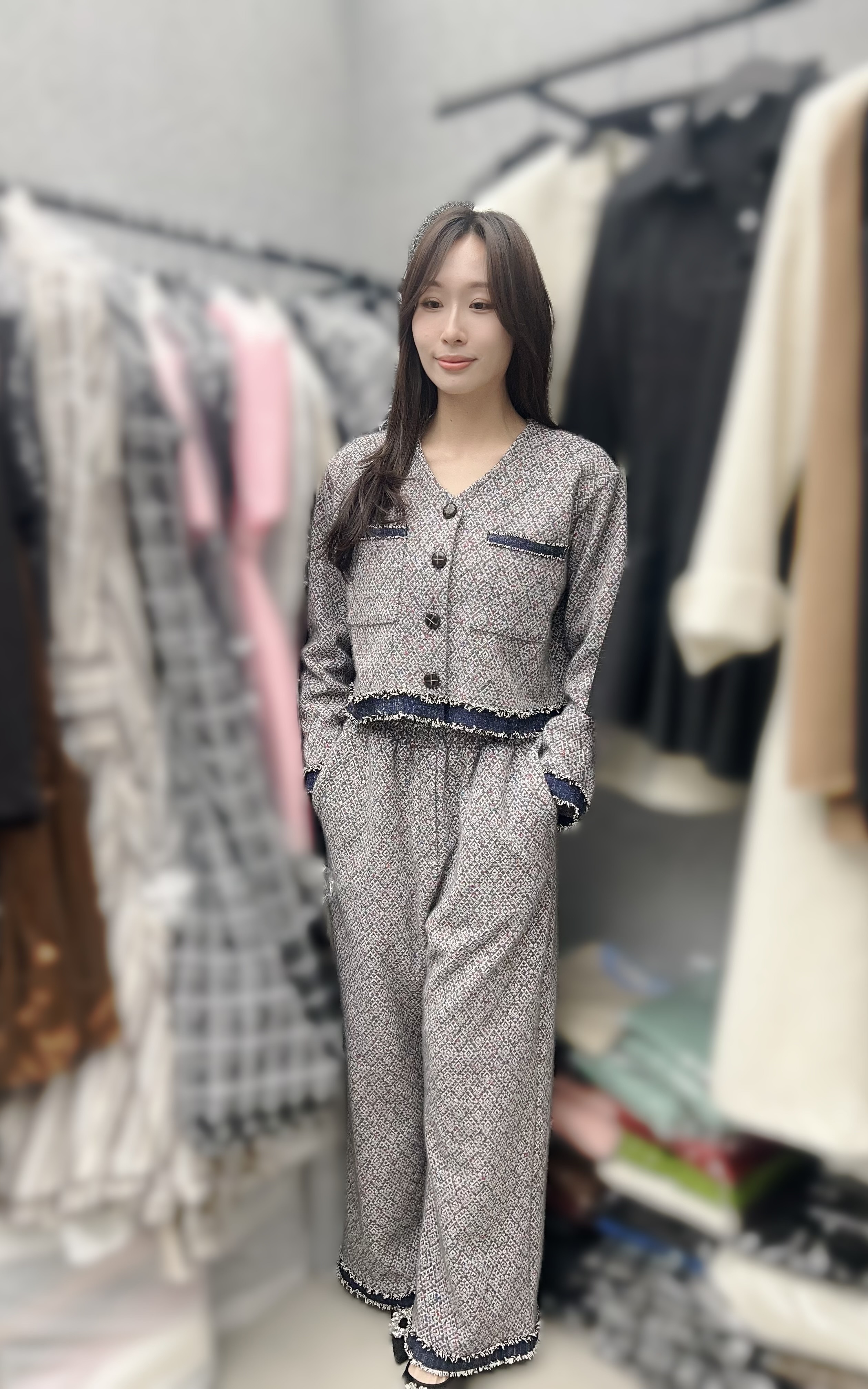 TA03  (1SET ) 上身  胸44 -54  長18.5   /   下身腰26 -46   HIP46 -60   長40.5   $999 (一口價)