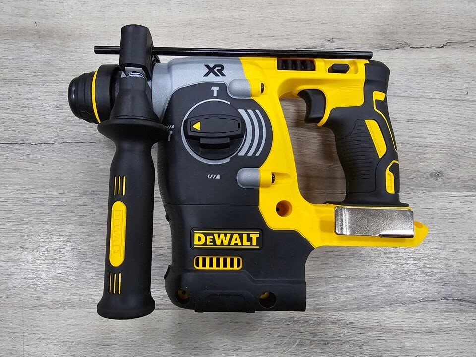 得偉 DEWALT 20V D型 四溝 三用 電鎚鑽 DCH273B 空機 DCH273