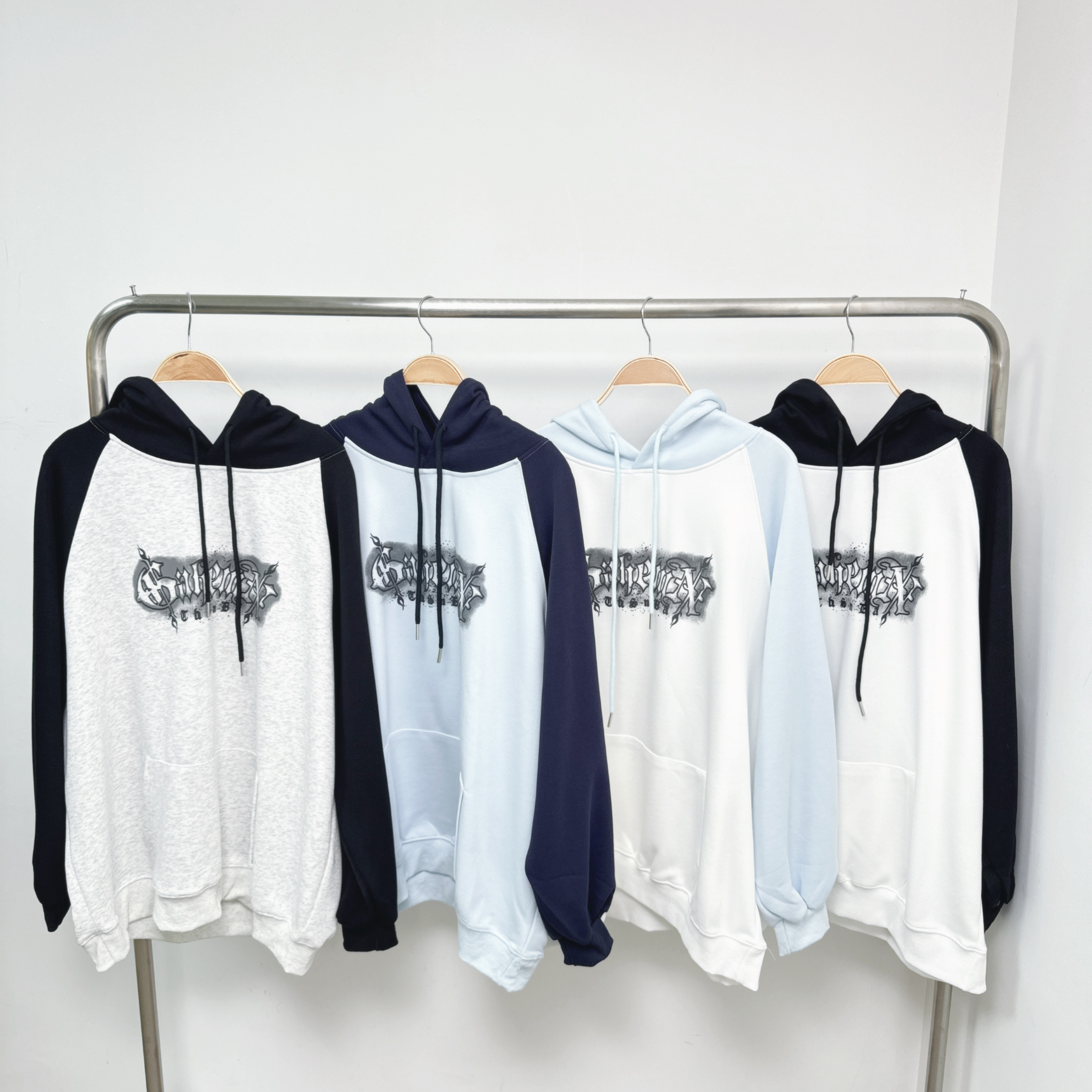 拼色牛角袖前後燙印連帽寬鬆版衛衣 (E127-E130)