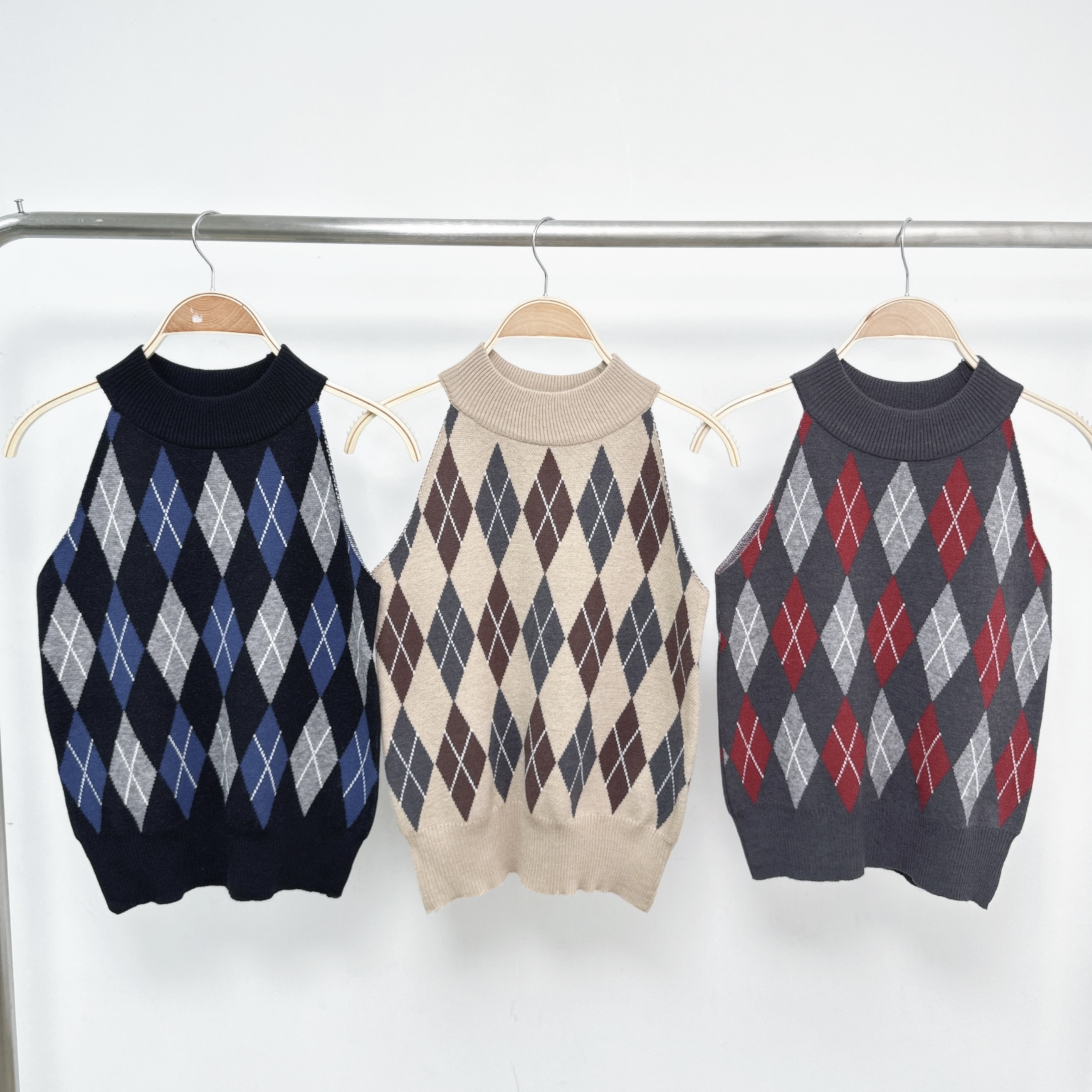 拼色菱格紋入膊彈性針織背心 (E111-E113)