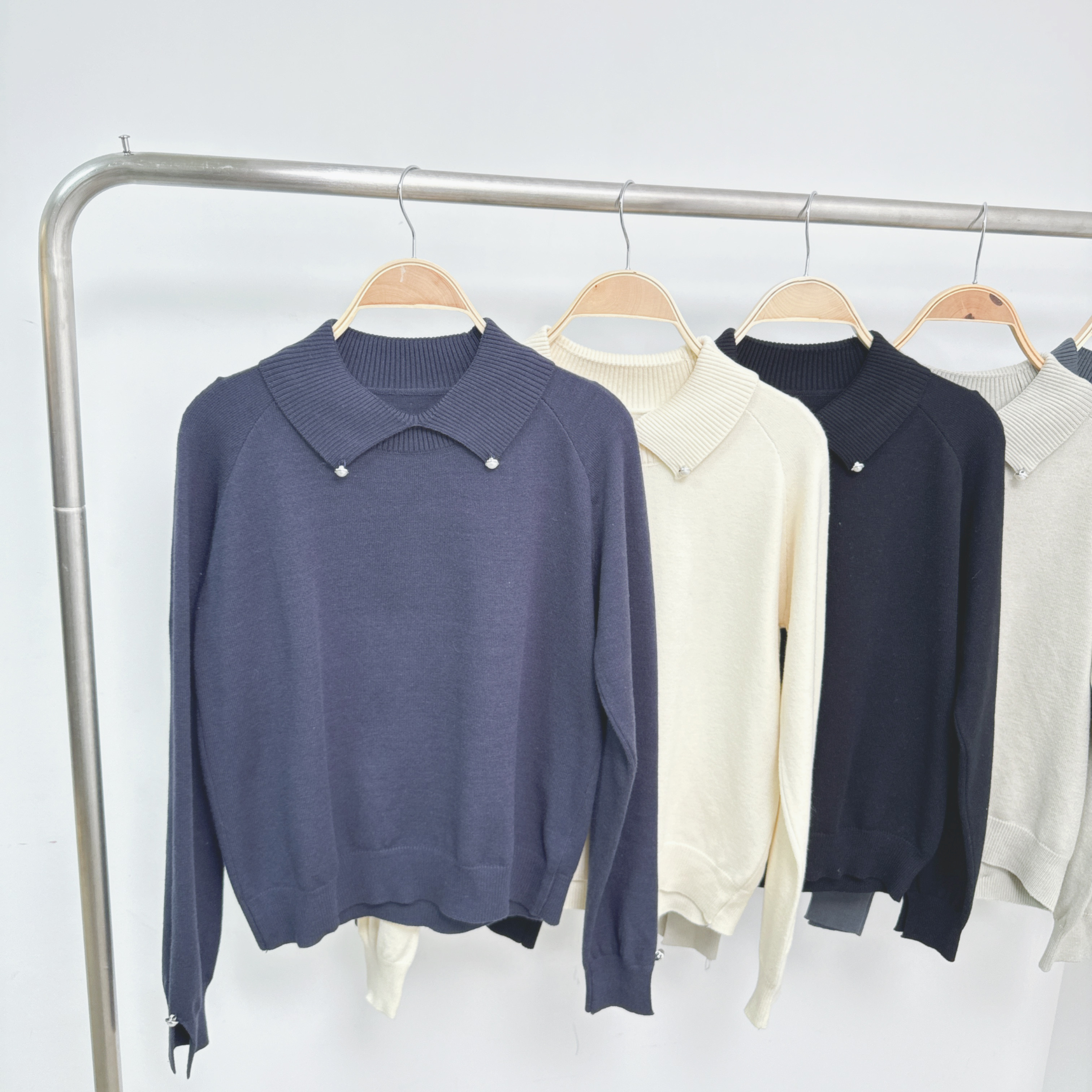 珍珠反領彈性針織TOP (E101-E106)