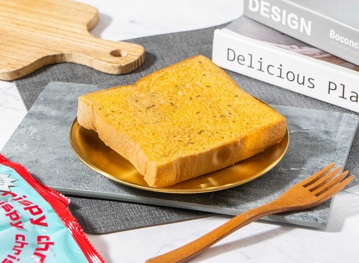 ▌蔓延蒜香 ▌大蒜天然奶油軟心鮮奶厚片