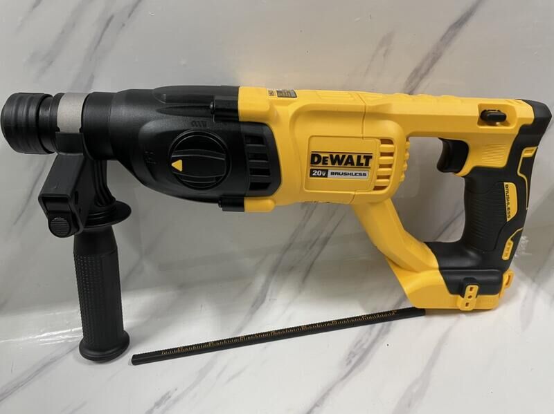 得偉 DEWALT 20V 無刷 四溝 三用 電鎚鑽 DCH133M1 新單電4.0  DCH133