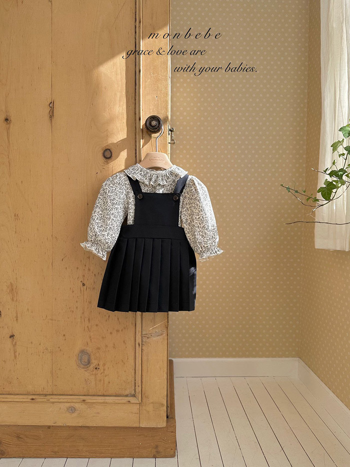 正韓春Monbebe 學院百褶吊帶裙