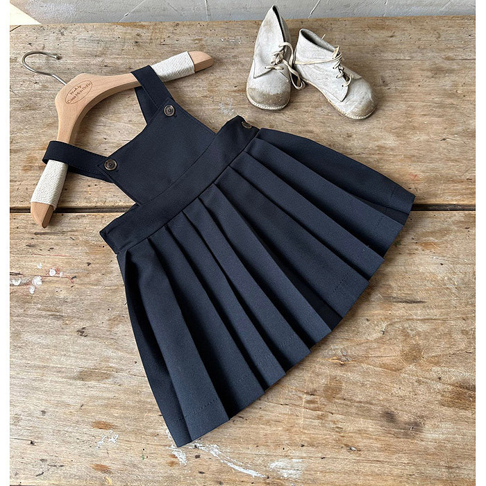 正韓春Monbebe 學院百褶吊帶裙