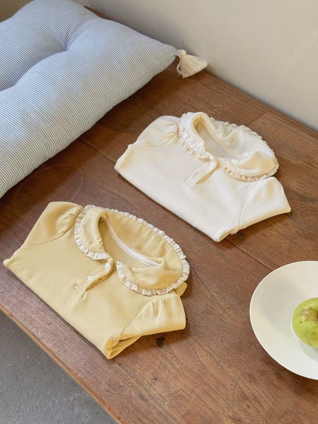 奶油糖排釦針織背心