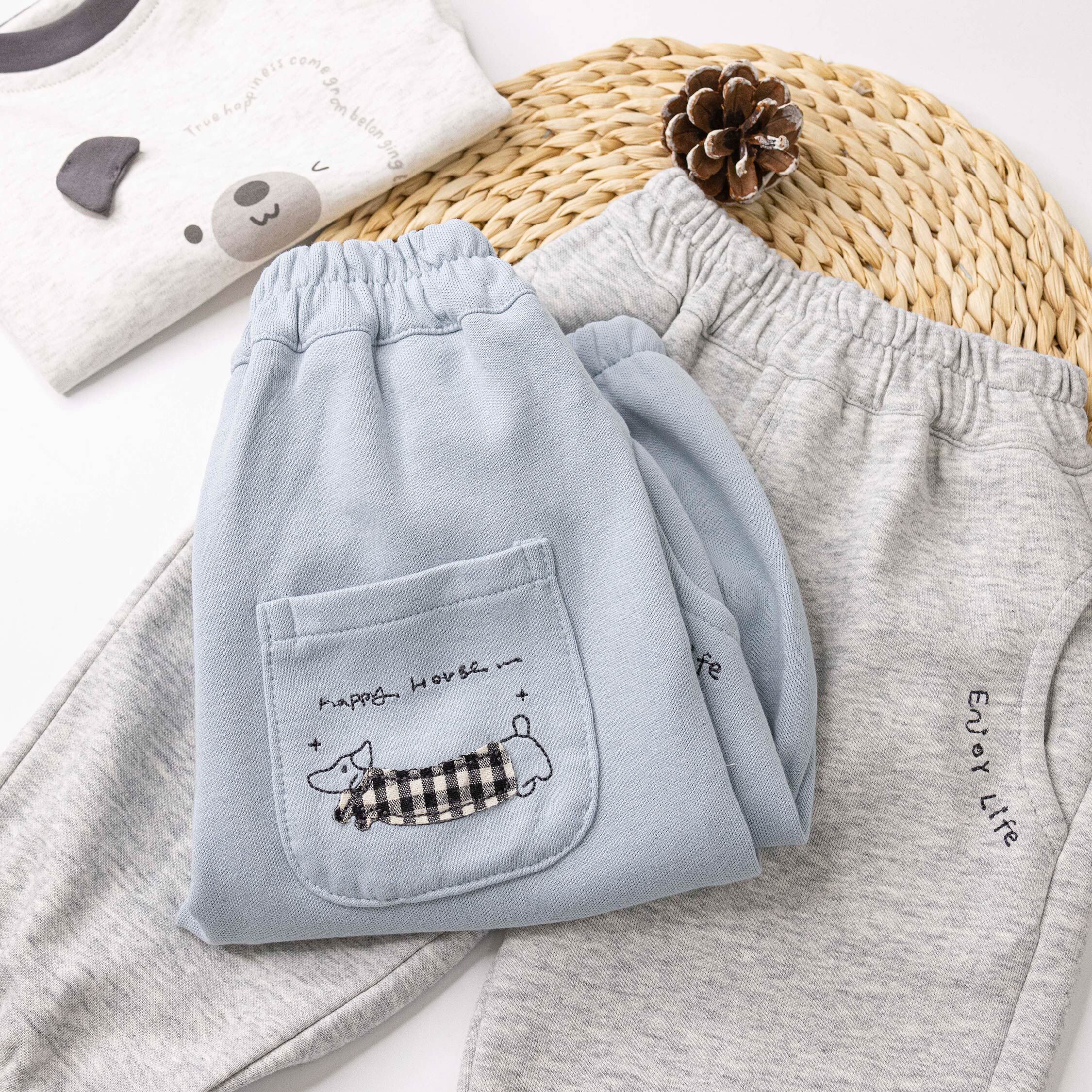 【H55950】帥氣格紋小狗縮口褲＊二色