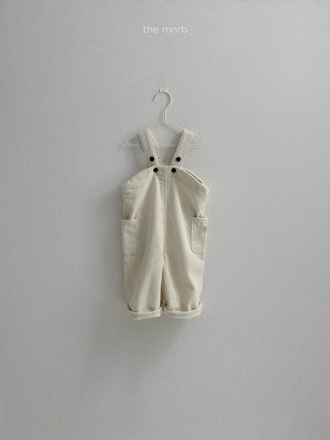 奶油橄欖吊帶褲