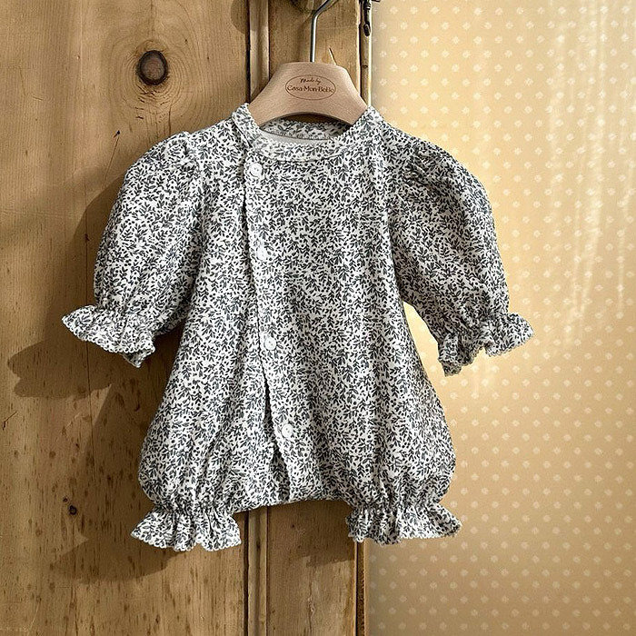 正韓春Monbebe 兩色小葉子連身衣