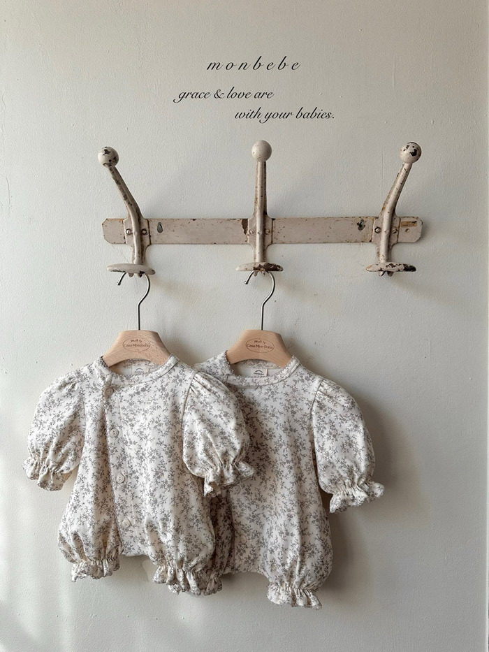 正韓春Monbebe 兩色小葉子連身衣