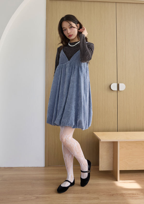 蜜桃絨泡泡裙吊帶洋裝