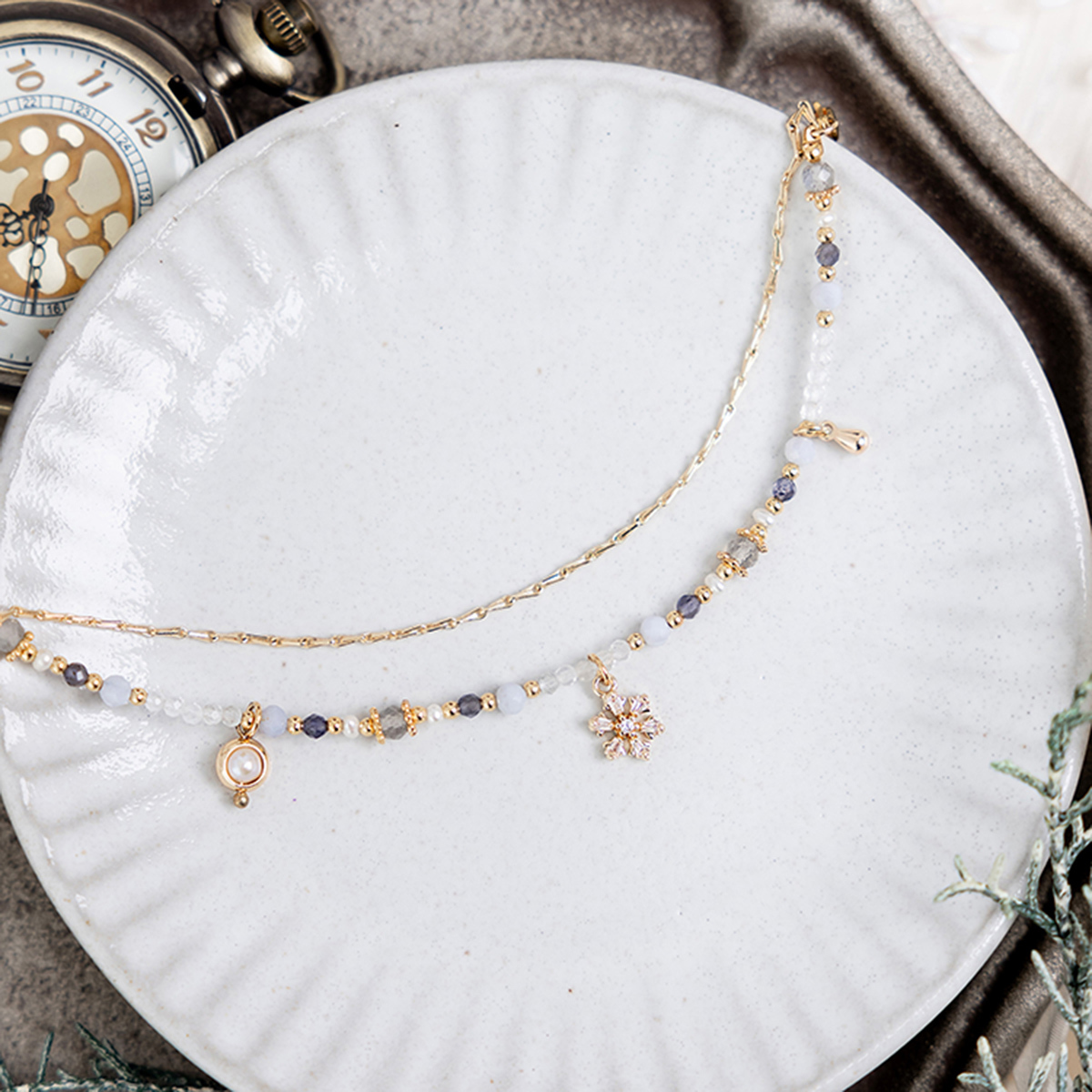 追逐光影的凡人 • 冬 – 拉長石 – 手鍊