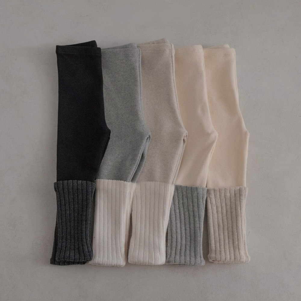 小步伐拼接打底褲