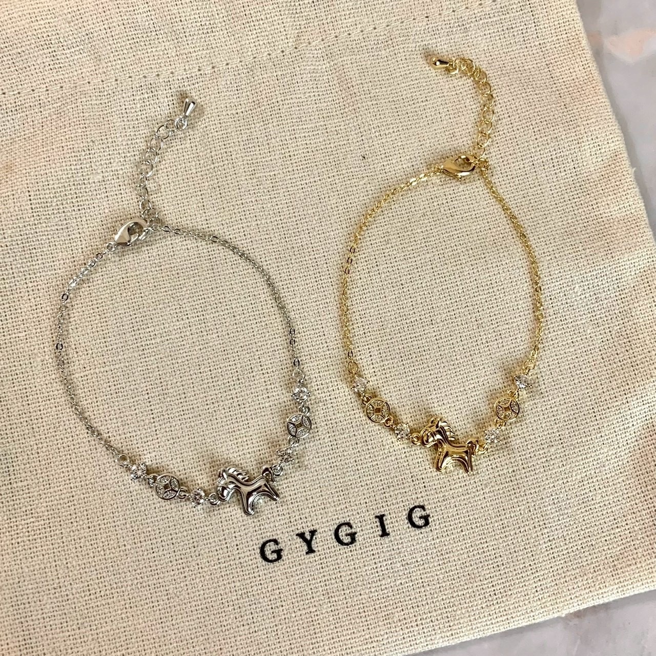 Gy”馬年限定款’金銀點鑽小馬錢幣手鍊