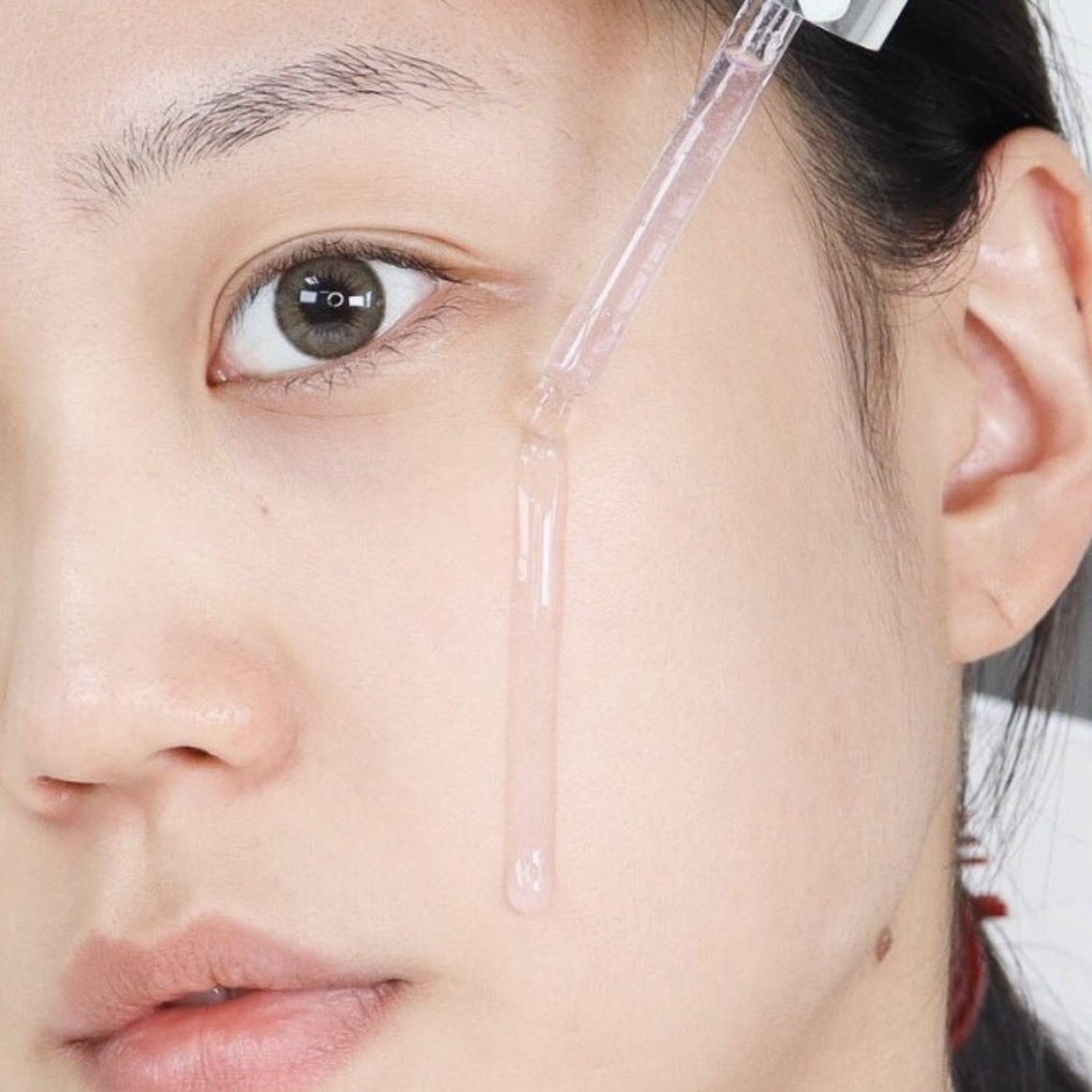 SUNGBOON 山葡萄維他命C美白精華 30ml