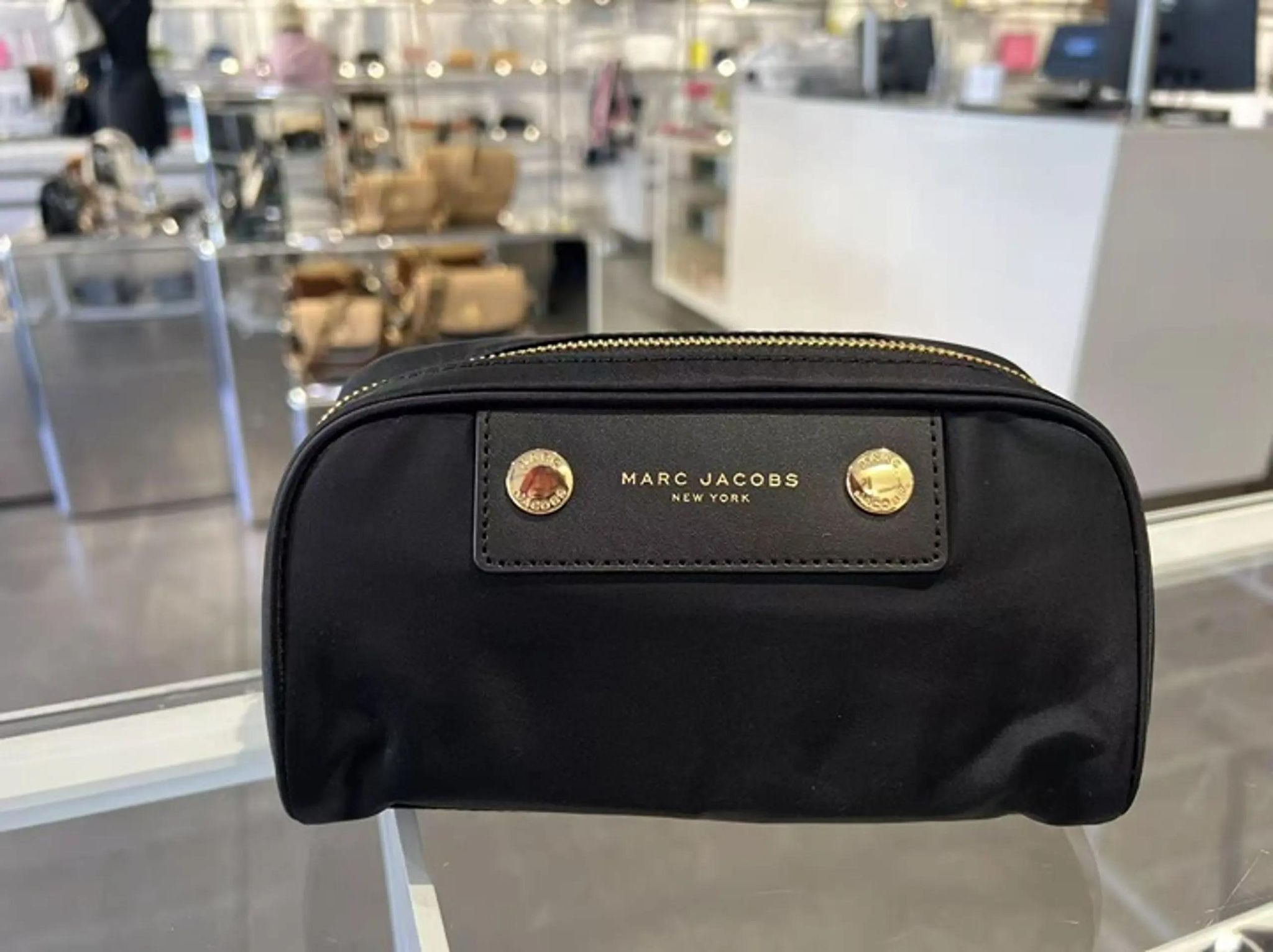 260119 Marc Jacob’s 黑色收納袋