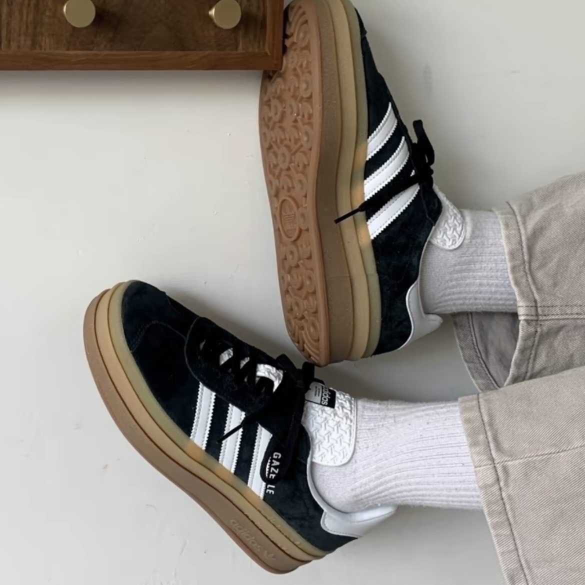 ADIDAS GAZELLE BOLD W 黑底白線 焦糖底 增高厚底 休閒鞋 女鞋 IE0876