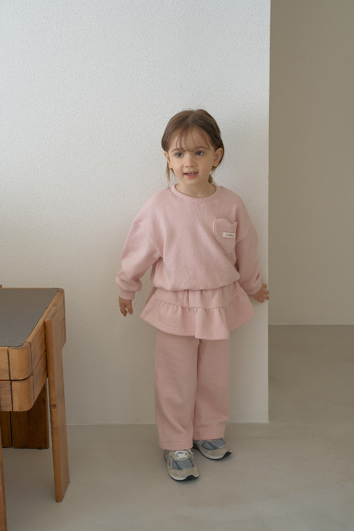 正韓春momoann 兩色愛心口袋套裝