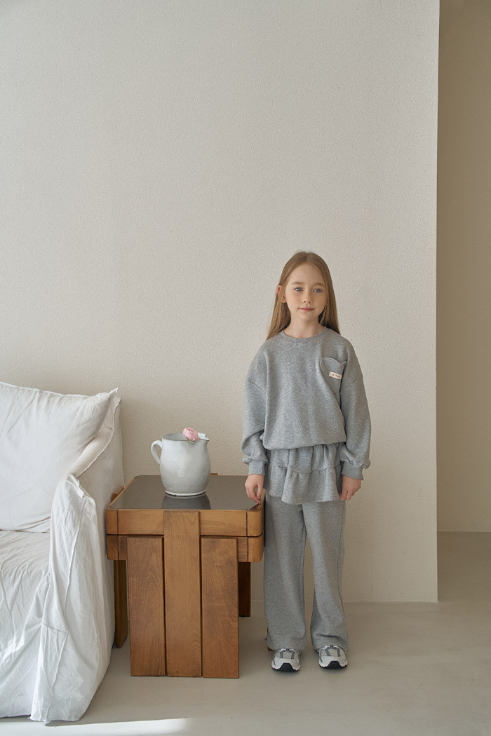 正韓春momoann 兩色愛心口袋套裝