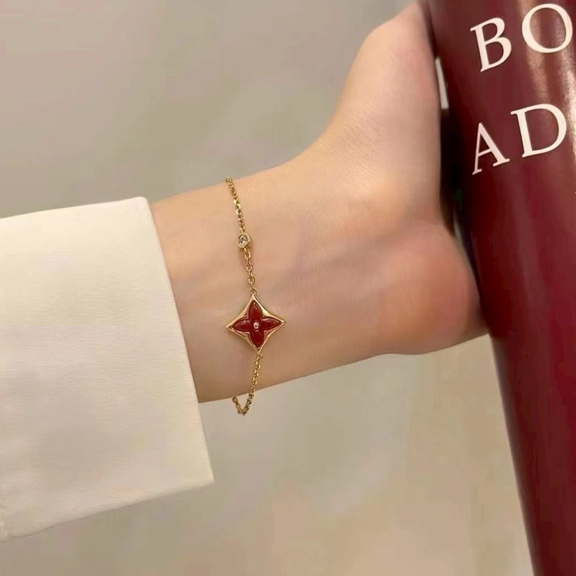 18k 經典紅瑪瑙神仙單老花”水鑽高奢定製手鍊