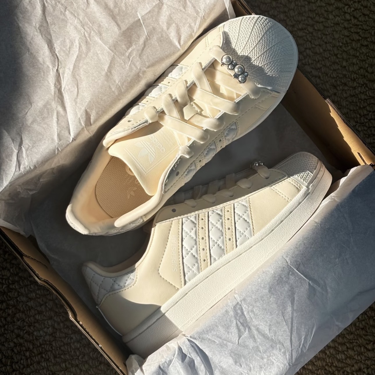 ADIDAS ORIGINALS SUPERSTAR II 米白 菱格紋 緞面鞋帶 休閒鞋 貝殼鞋 女鞋 KJ7301