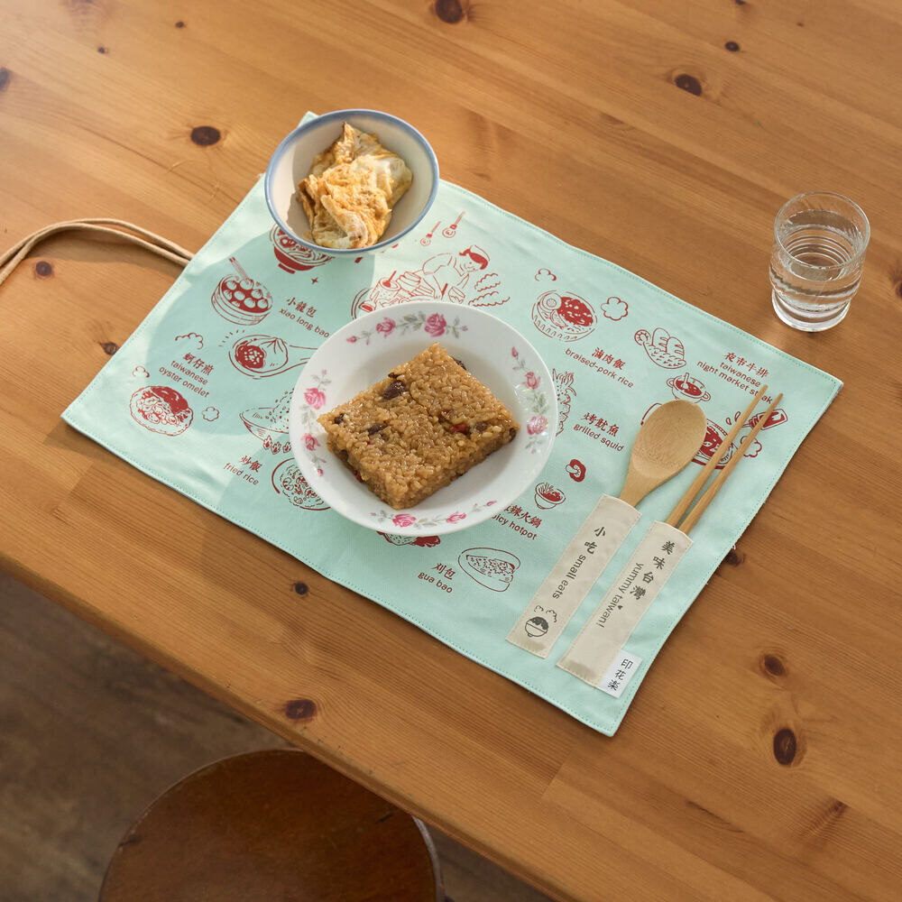 Table Mat (Spoon and Chopsticks including)/Small Eat/Red & Green