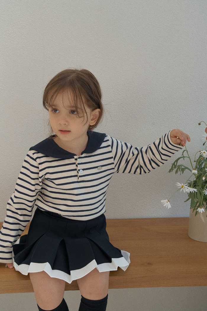 正韓春momoann 兩色方領學院上衣