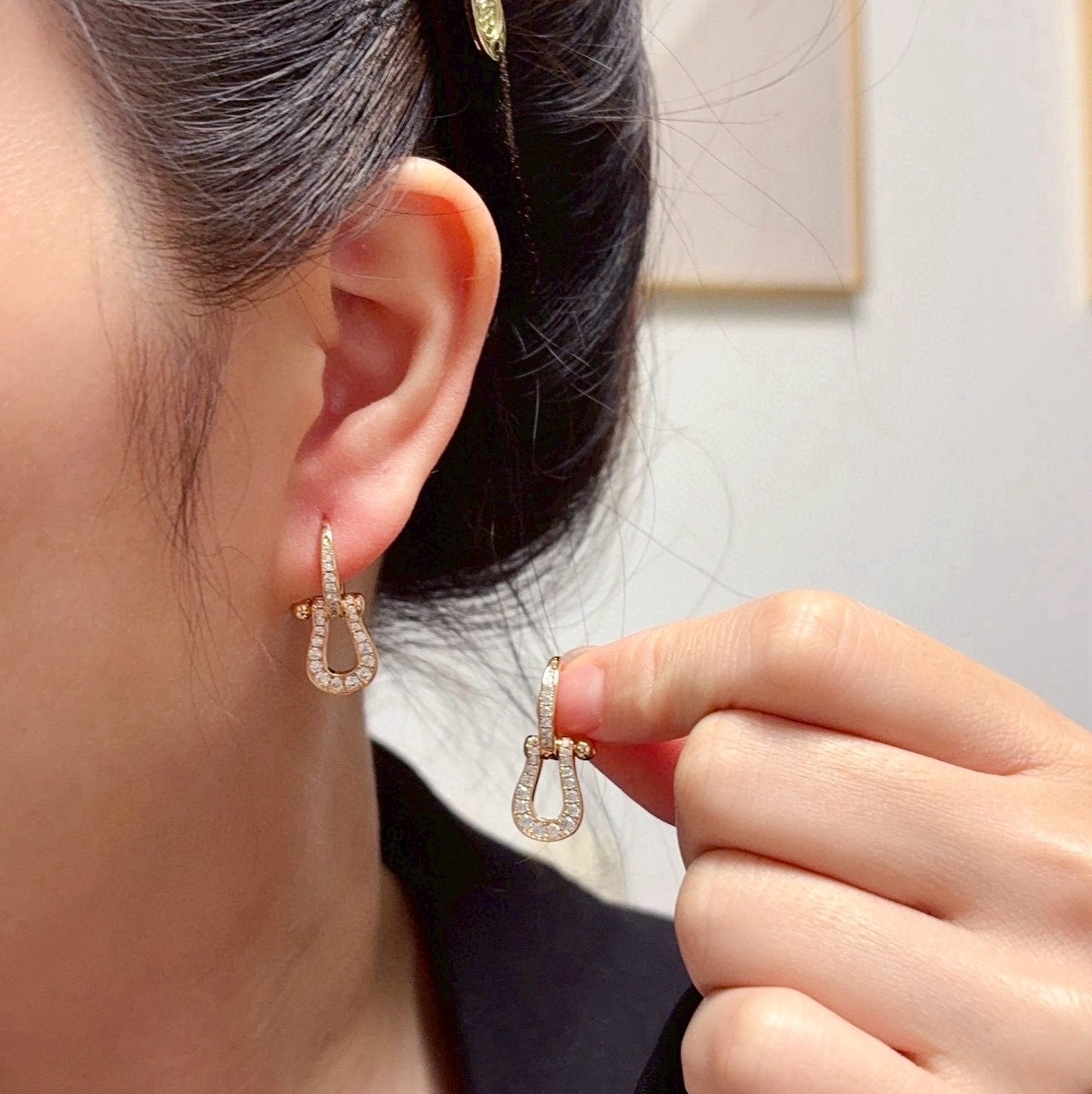 18k”Fr玫瑰金經典馬蹄扣鑽高奢定製耳釦釘墜