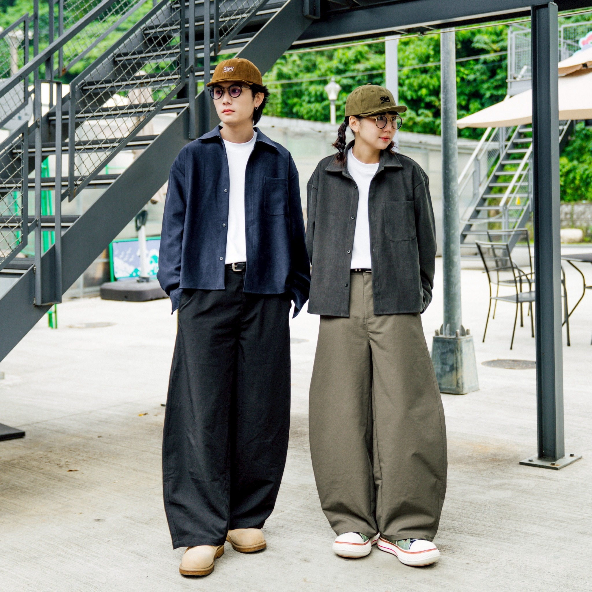 SBG 完美版型頂級彈力素面彎刀長褲 SB8023