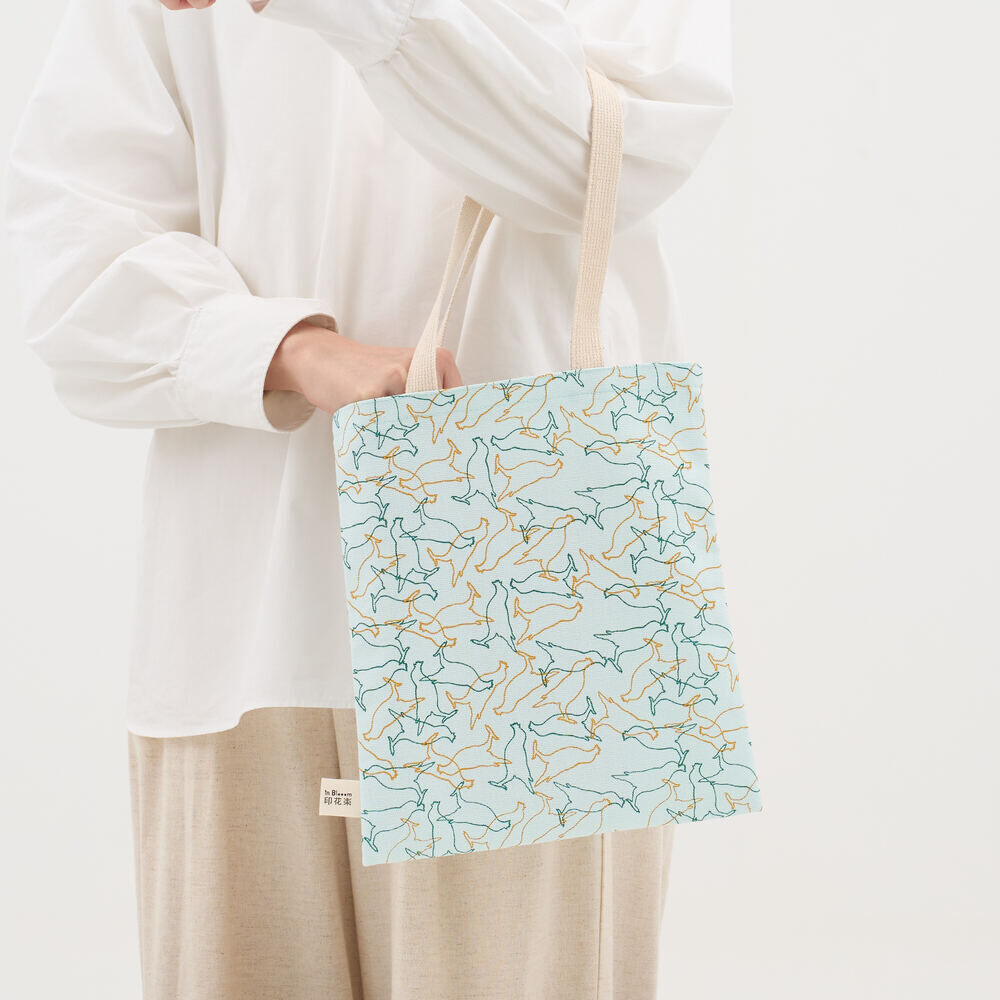 Book Tote Bag/Crested Myna/Day Blue