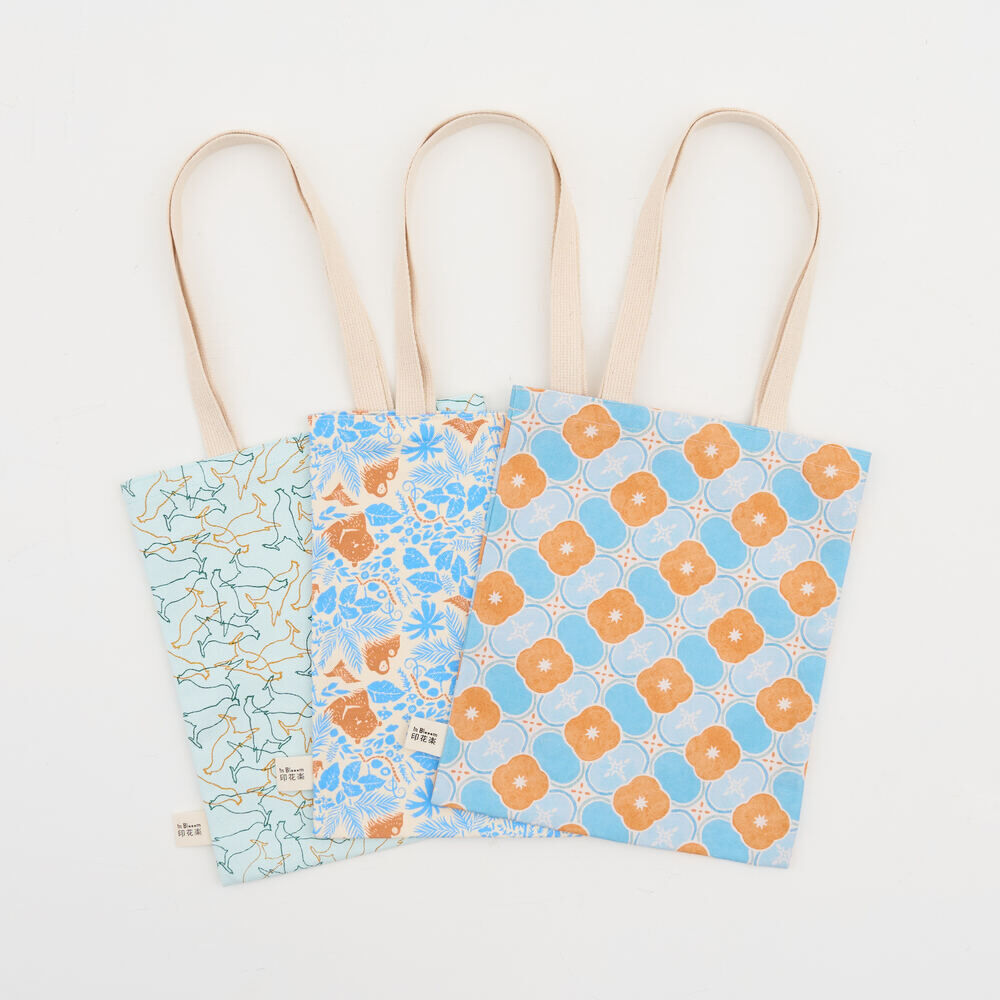 印花樂花布小書袋/山林朋友/橘藍