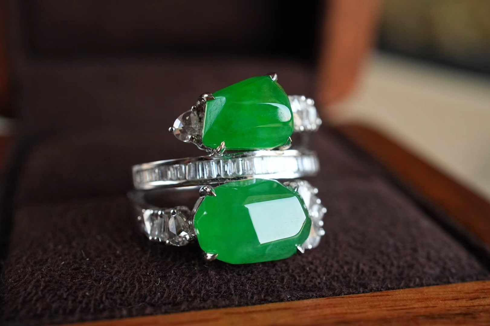 18837 翡翠隨形戒指