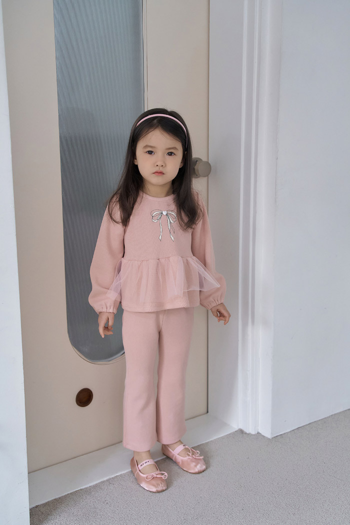 正韓春momoann 兩色蝴蝶結拼紗喇叭褲套裝