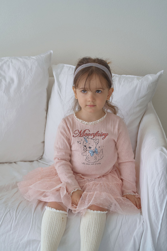 正韓春momoann 兩色貓咪捲邊上衣