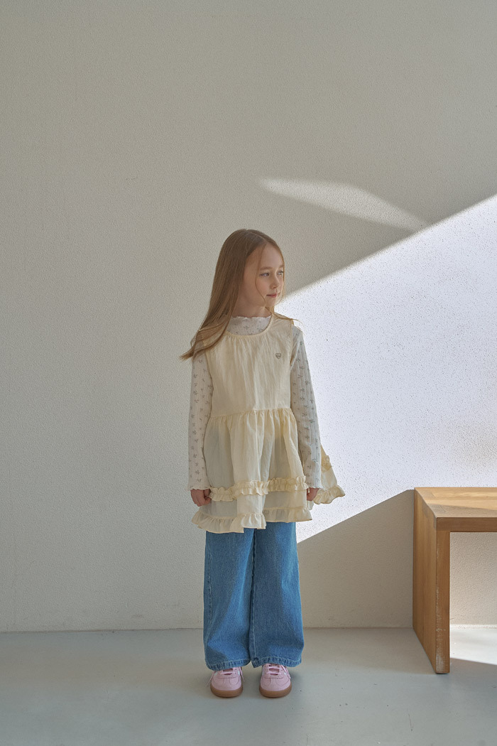 正韓春momoann 兩色花瓣邊背心洋裝