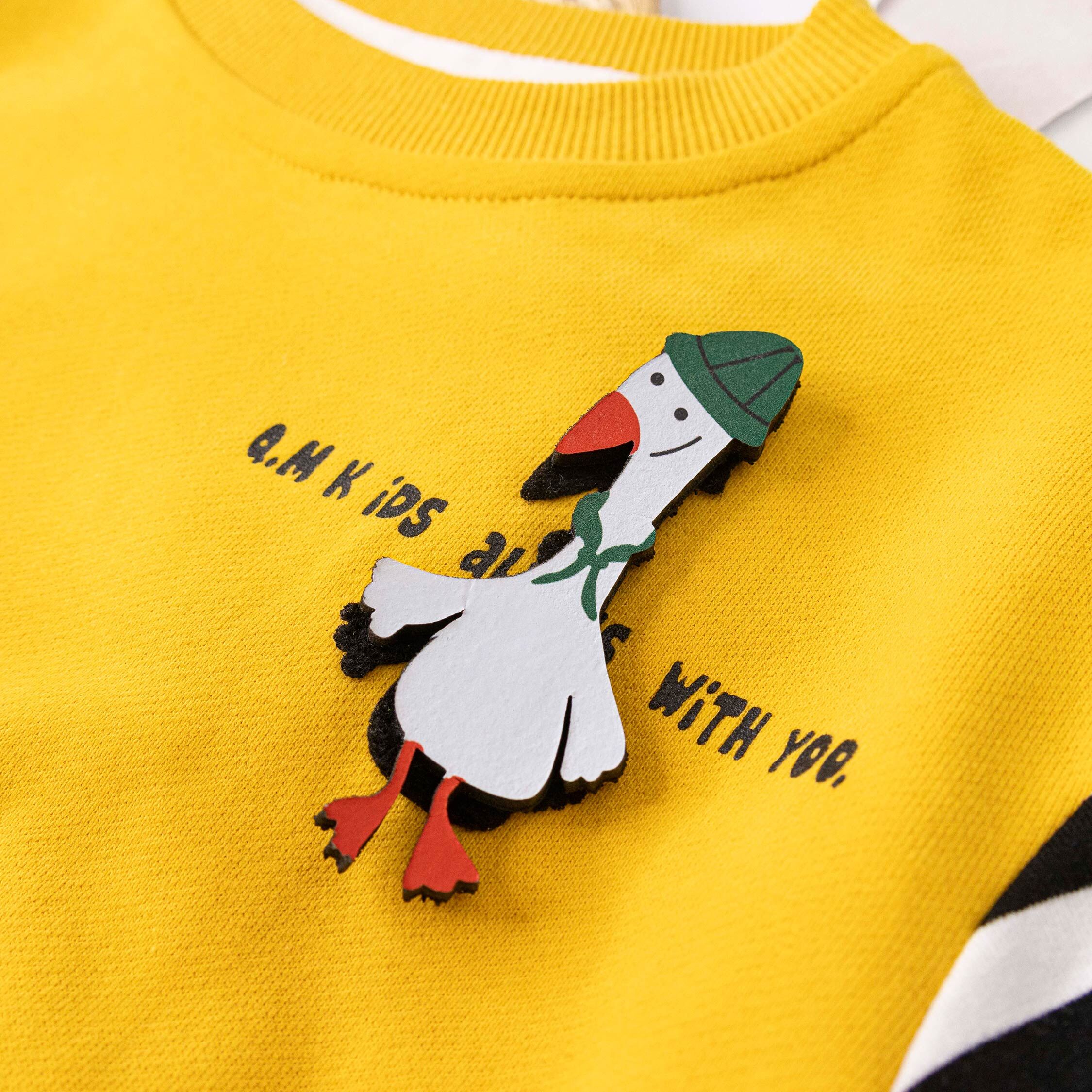 【H35786】立體陽光小鴨條紋拼接上衣