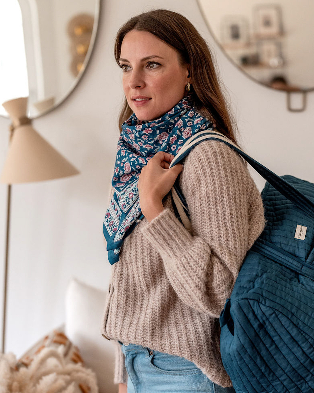 埃德爾水樣藍 | 領巾