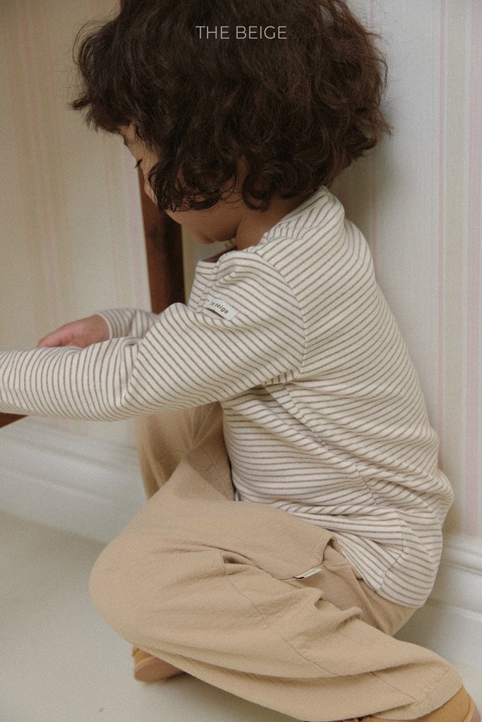 簡簡單單條紋上衣