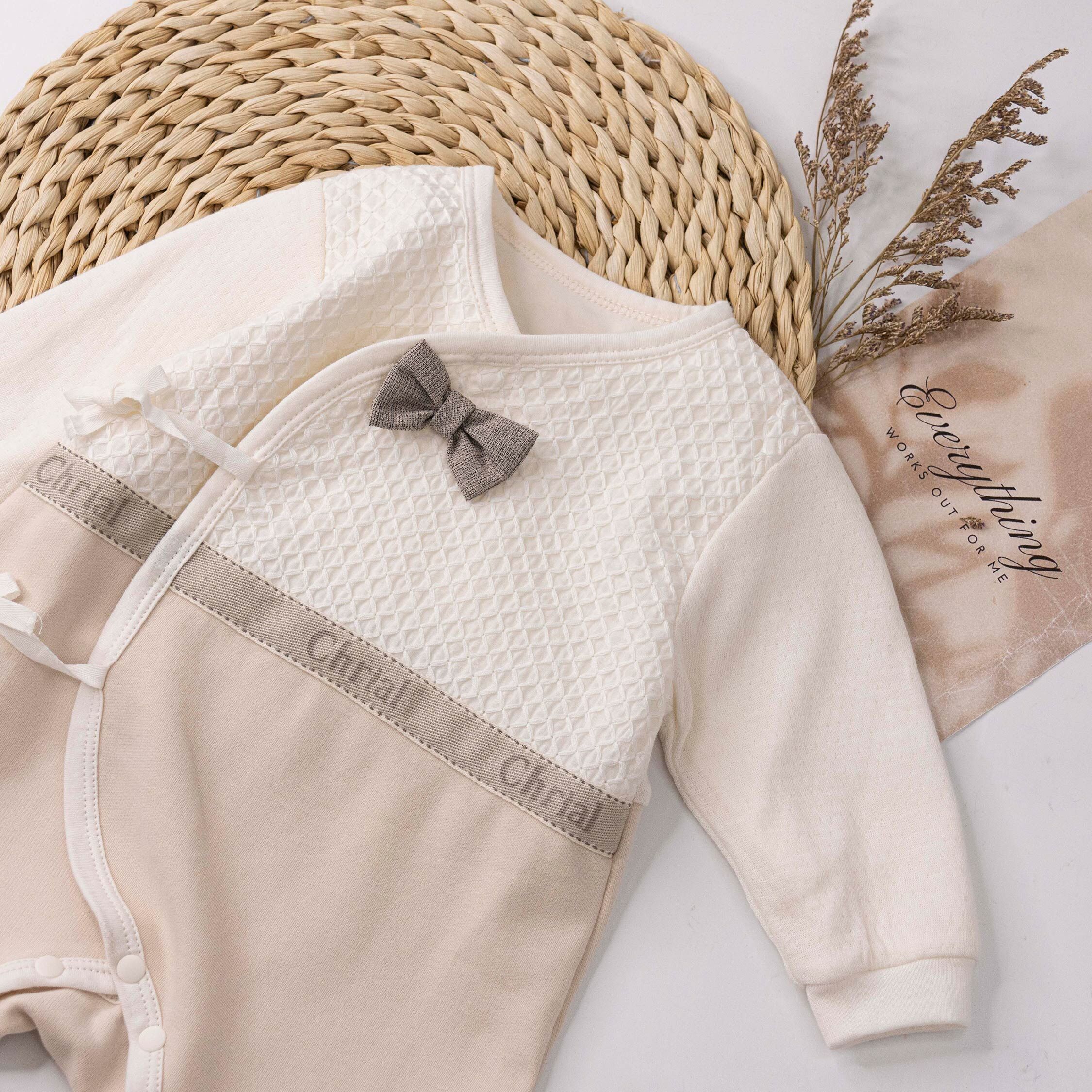 純淨系列【T3109】質感菱格編織小領結連身衣