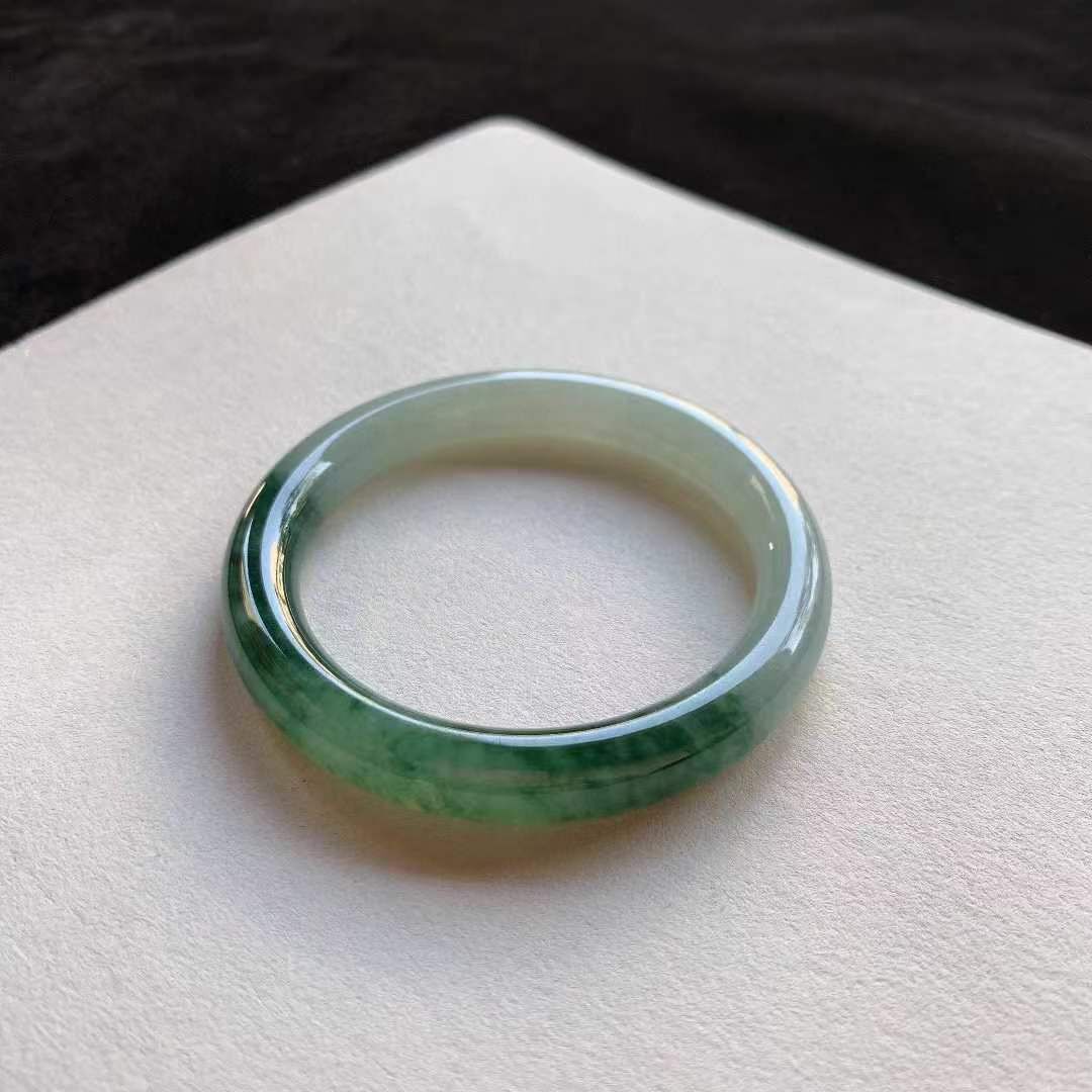 翡翠油綠圓條手鐲,天然翡翠A玉, 緬甸玉, Jade, Jadeite