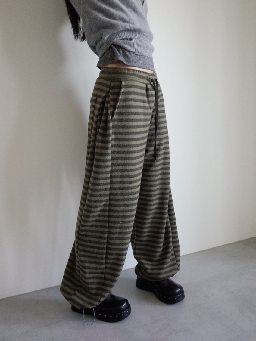 elastic drawstring striped brushed cotton trousers in OLIVE/BRICK