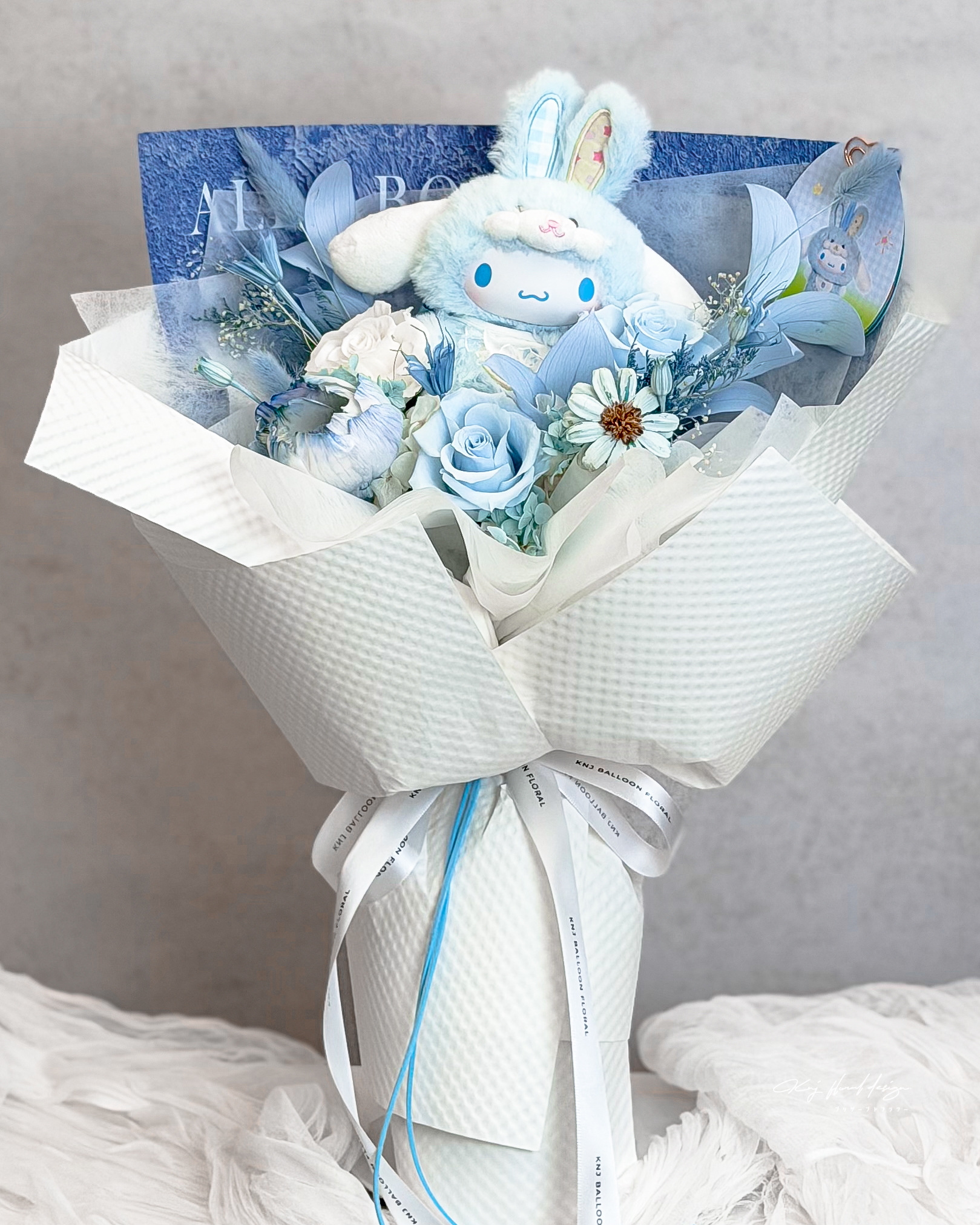 精靈大耳狗永生玫瑰花束