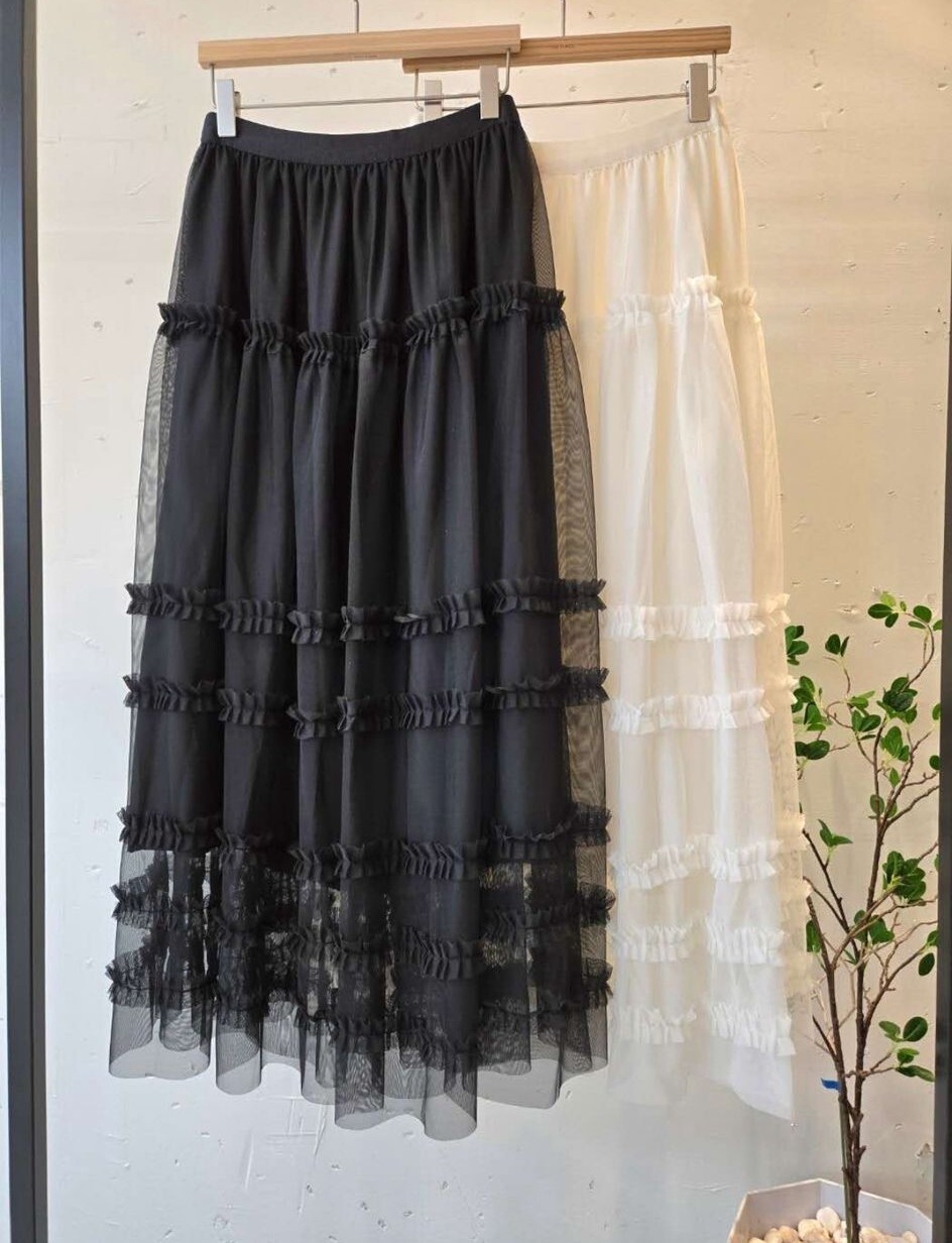 HP03   紗裙 腰24 -35    HIP 54  長35.5    $399 (一口價)