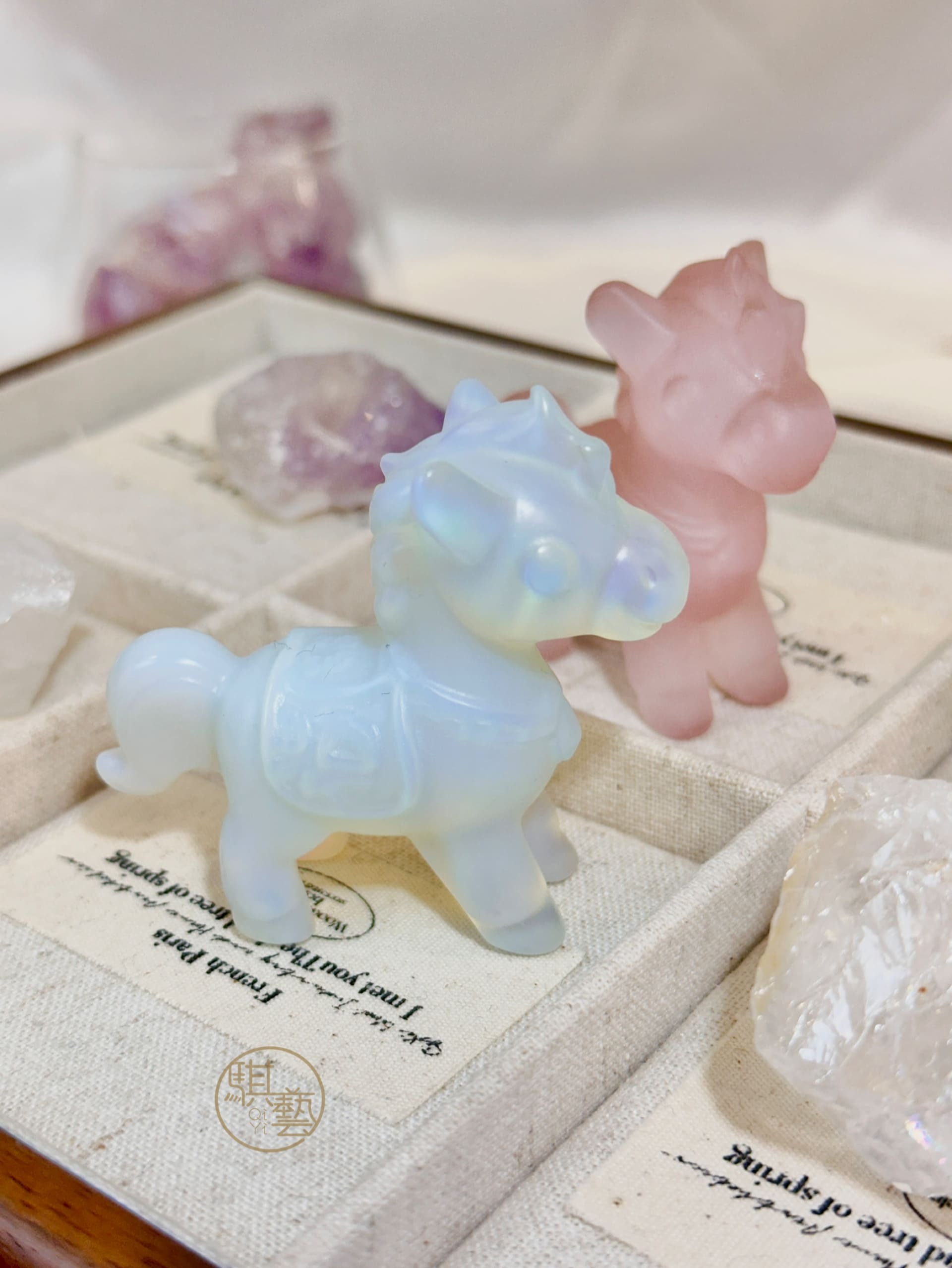 天然水晶雕刻小馬（多款）｜前行勇氣・穩定前進的陪伴象徵