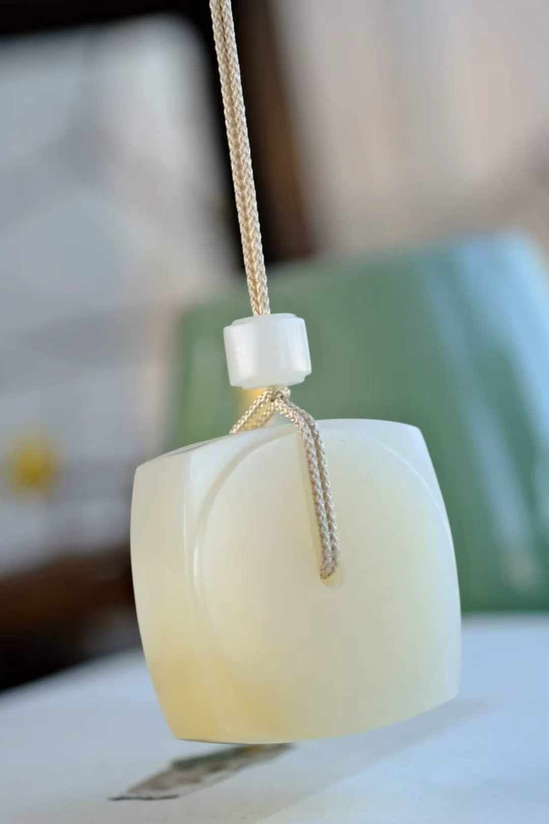 18752 和田玉玉琮