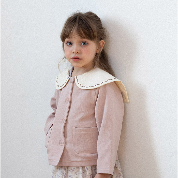 正韓春Perrobebe 兩色方領學院感外套