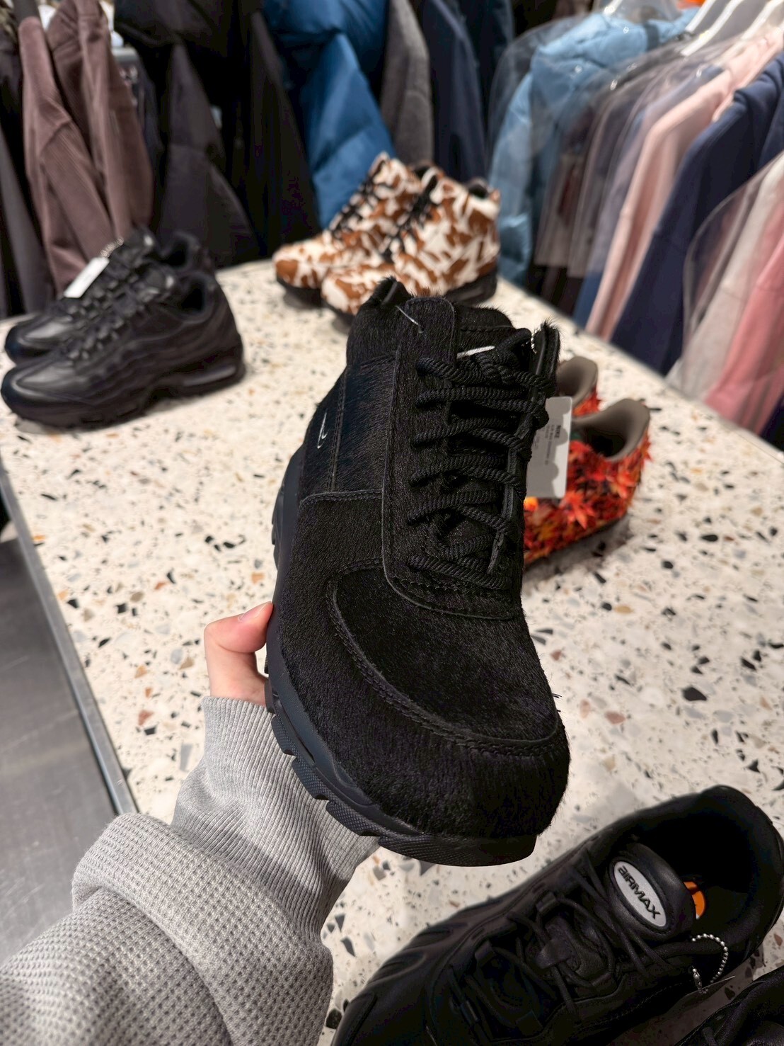 NIKE ACG 限定款 高級黑馬毛