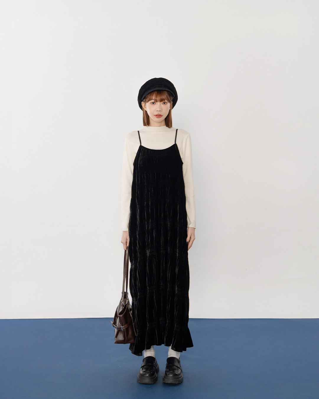 Glossy Velvet Pleated Spaghetti Strap Long Dress S/M【01087232】in stock+pre-order